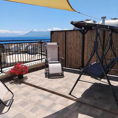 Donna Carmela Prázdninový dům *